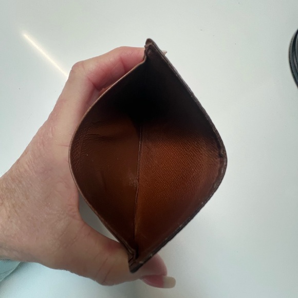 Louis Vuitton Vintage Monogram Card Holder - Picture 11 of 13